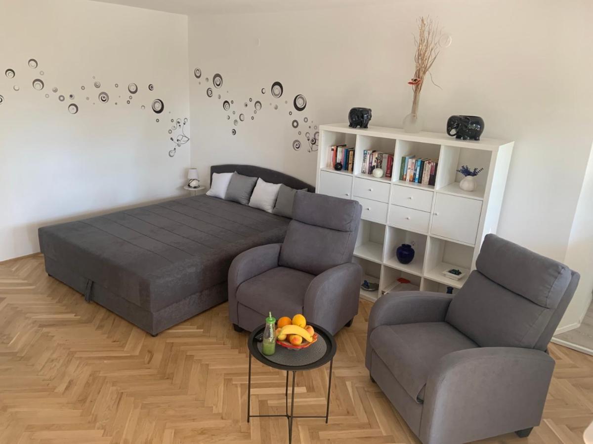 Apartment Bono Пореч Екстер'єр фото